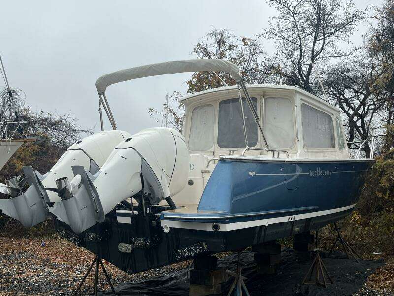 35ft MJM Yacht For Sale