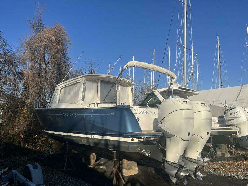 35ft MJM Yacht For Sale