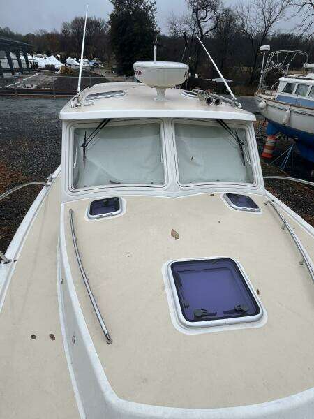 35ft MJM Yacht For Sale