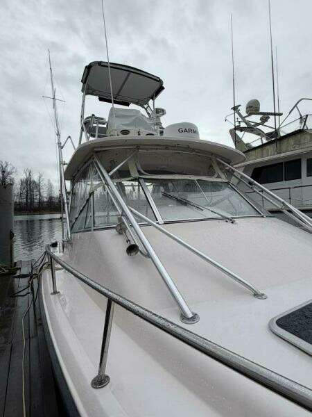 33ft Grady White Yacht For Sale