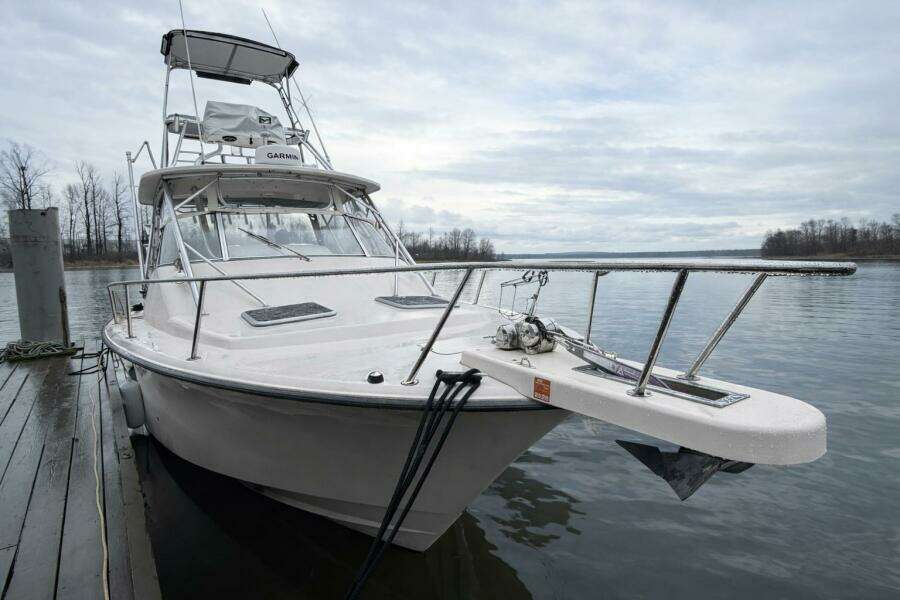 33ft Grady White Yacht For Sale