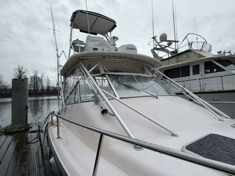 33ft Grady White Yacht For Sale