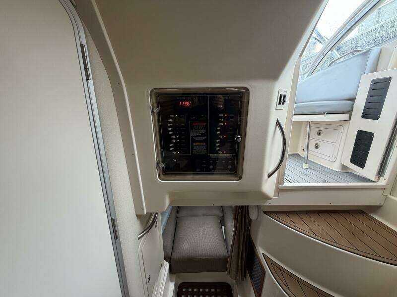 33ft Grady White Yacht For Sale