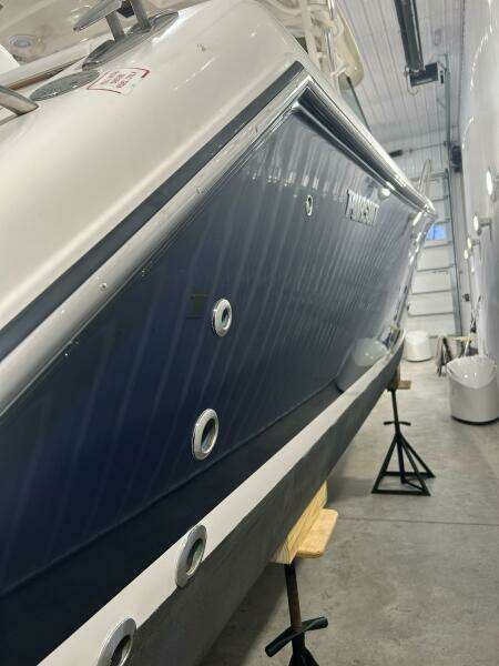 38ft Pursuit Yacht For Sale