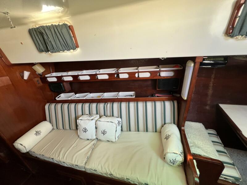 41' 1973 Gulfstar 41 CC