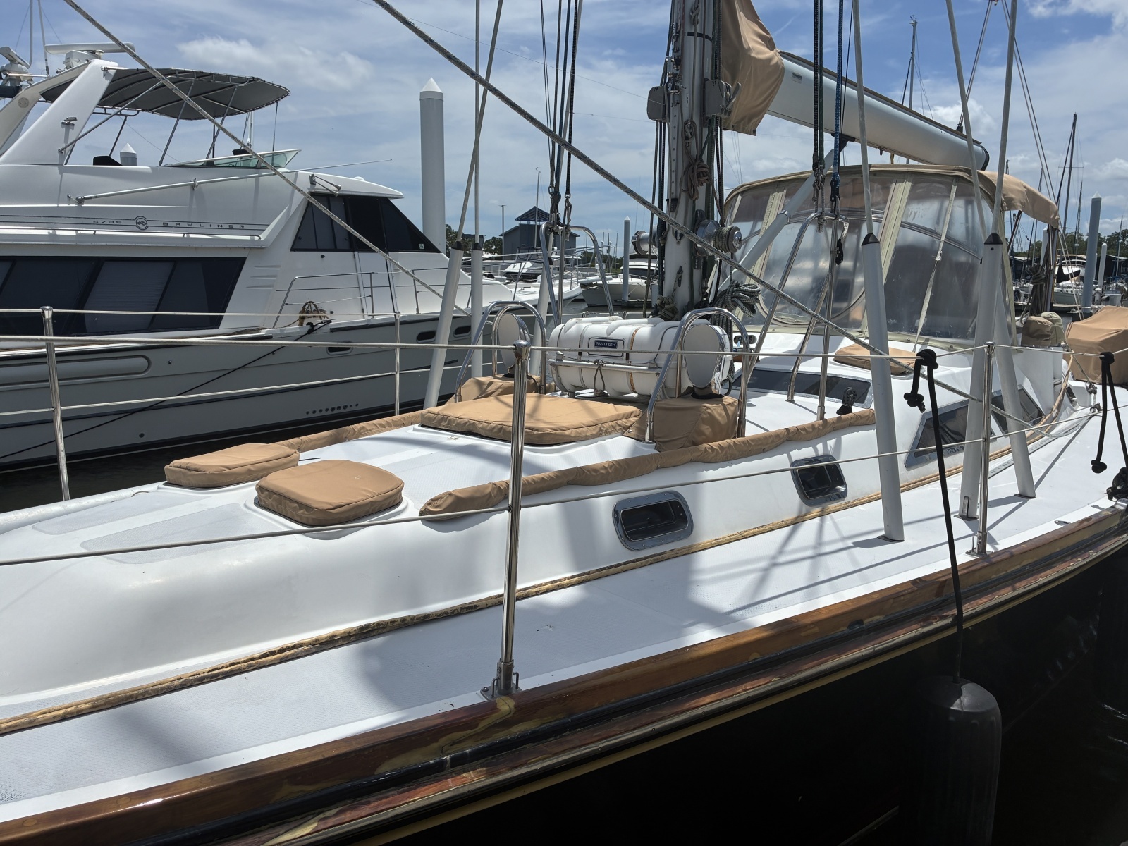 1996 Hylas 46 - 