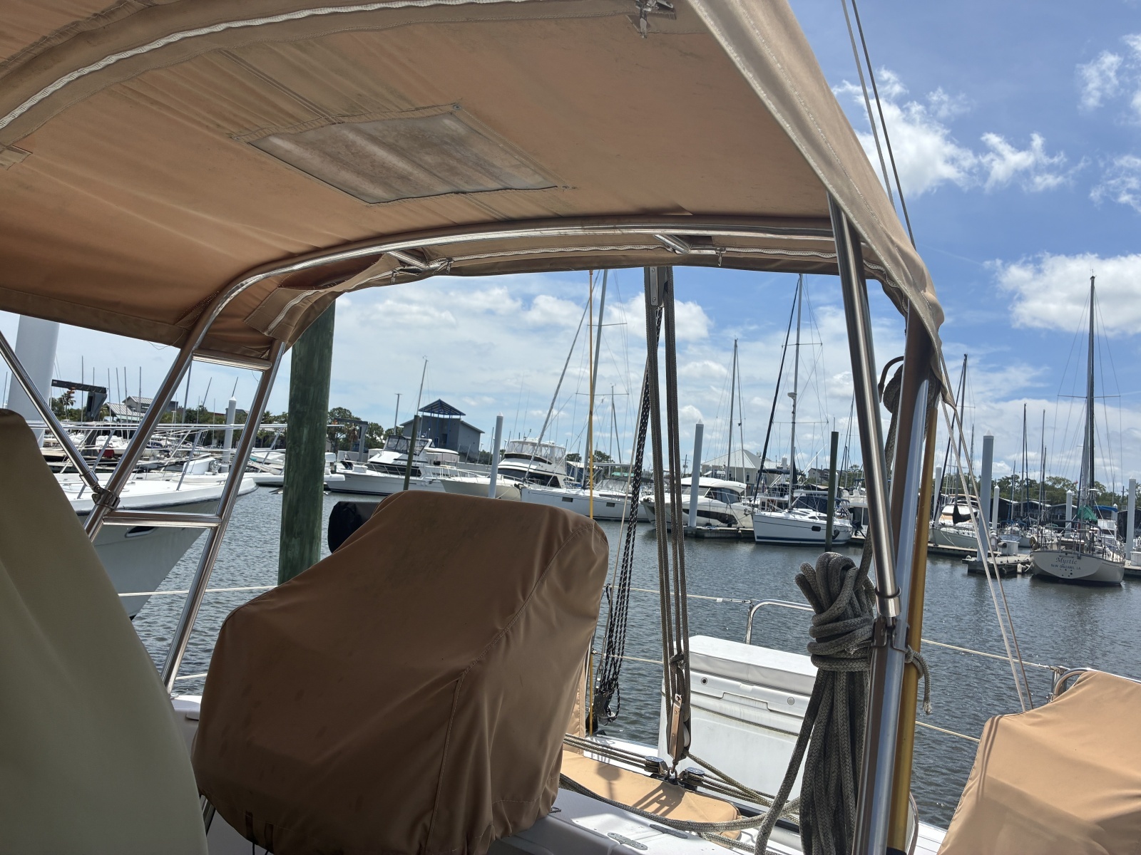 1996 Hylas 46 - 
