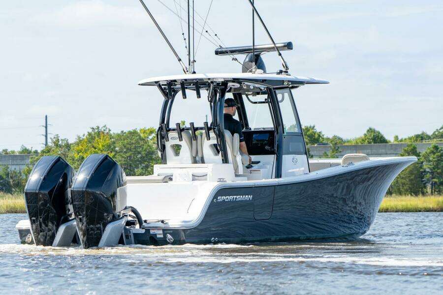 28ft Sportsman Yacht For Sale