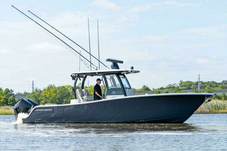 28ft Sportsman Yacht For Sale