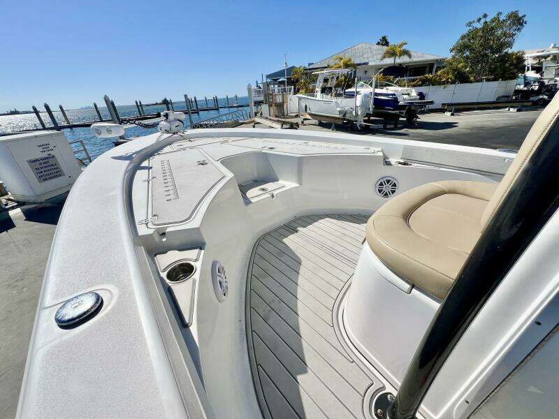 24ft Sportsman Yacht For Sale