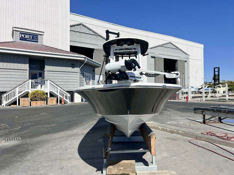 24ft Sportsman Yacht For Sale