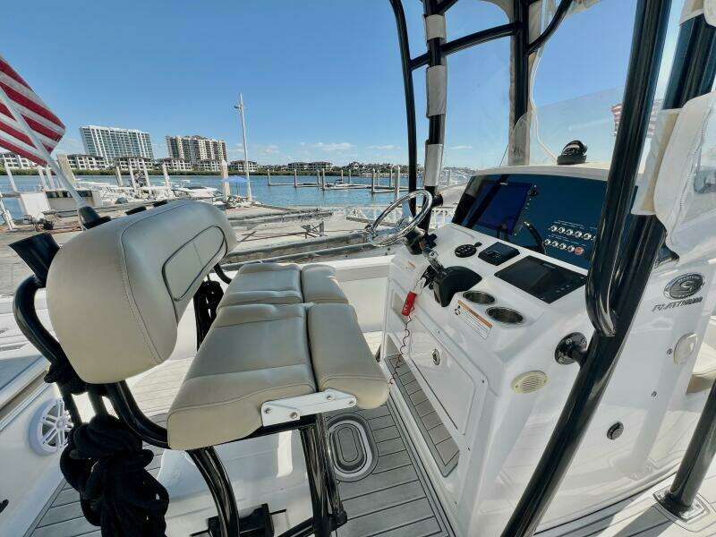 24ft Sportsman Yacht For Sale