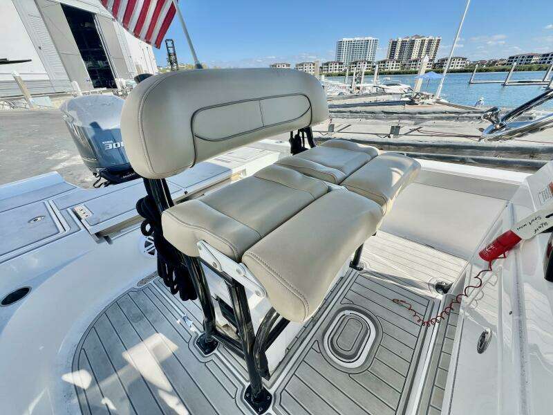 24ft Sportsman Yacht For Sale