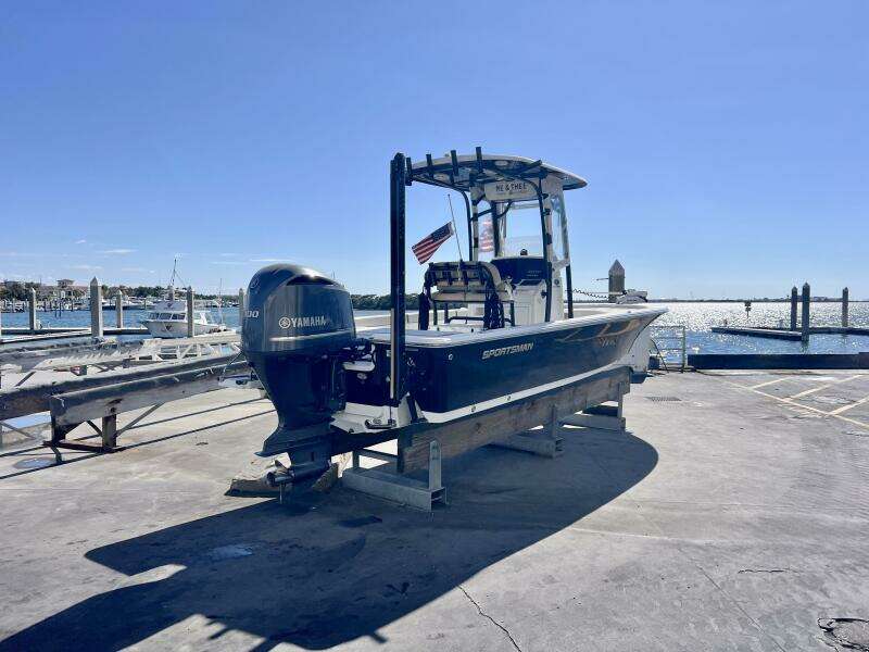 24ft Sportsman Yacht For Sale