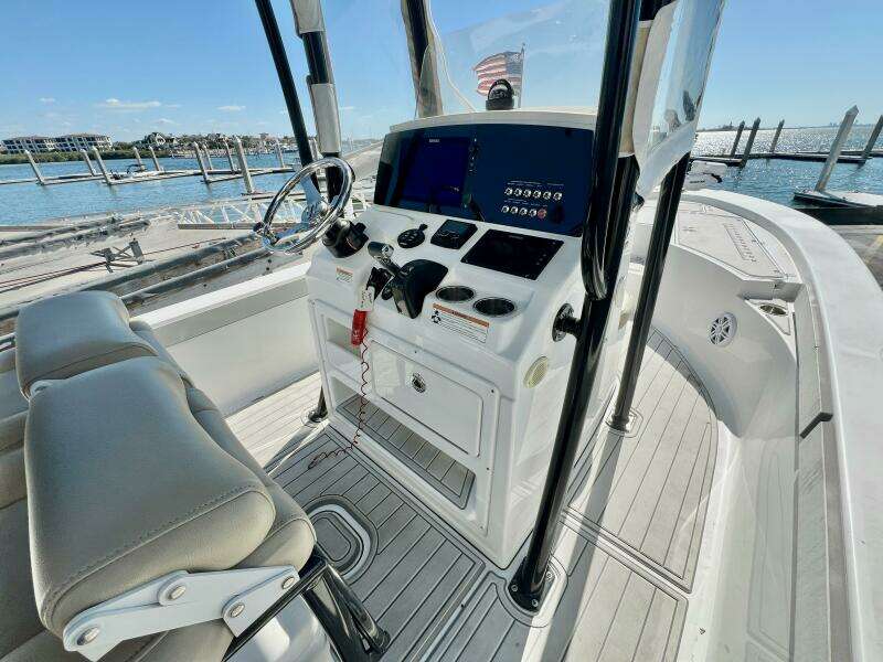 24ft Sportsman Yacht For Sale