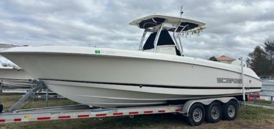 30' 2013 Center Console Scarab