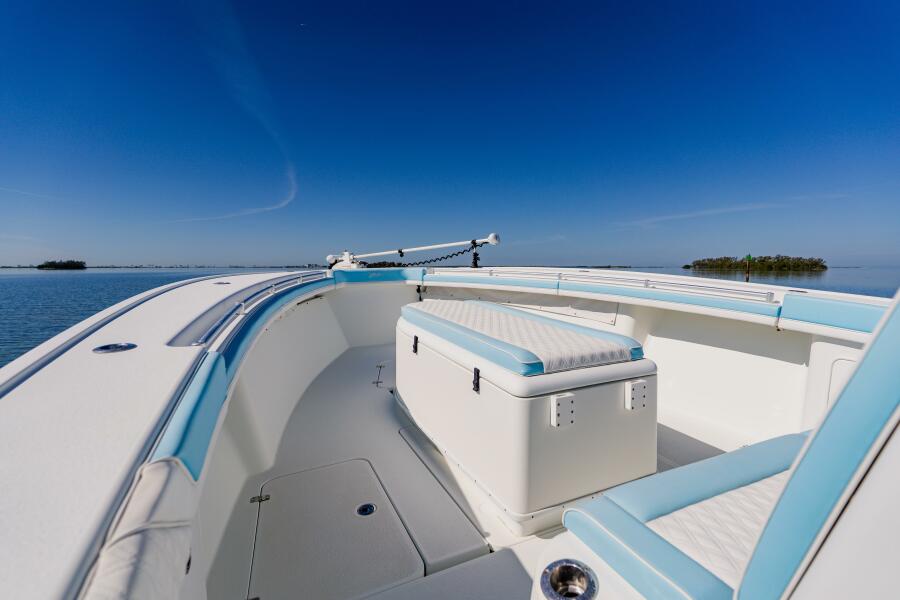 39' 2015 Yellowfin Offshore