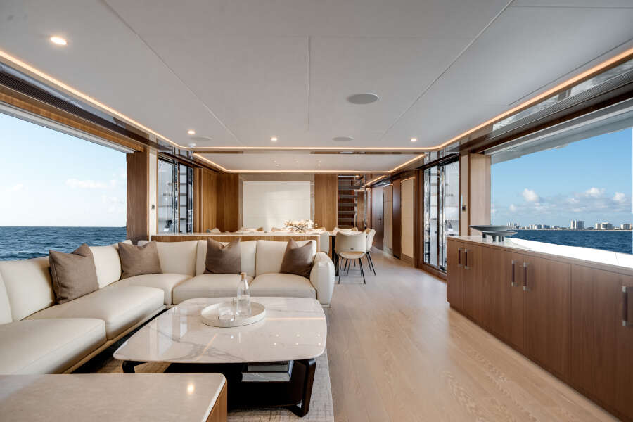 98ft Ocean Alexander Yacht For Sale