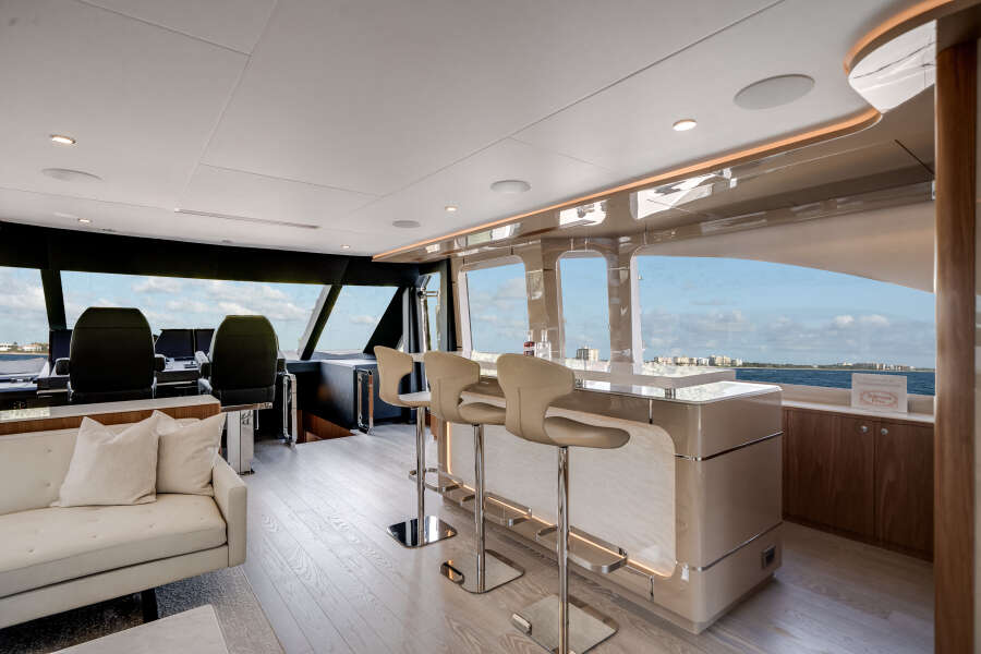 98ft Ocean Alexander Yacht For Sale