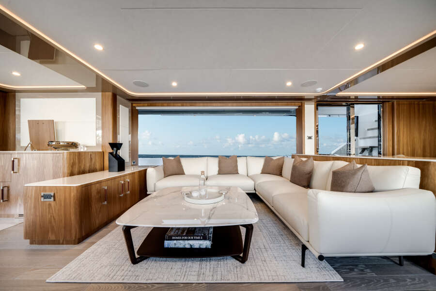 98ft Ocean Alexander Yacht For Sale