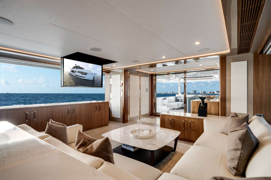 98ft Ocean Alexander Yacht For Sale