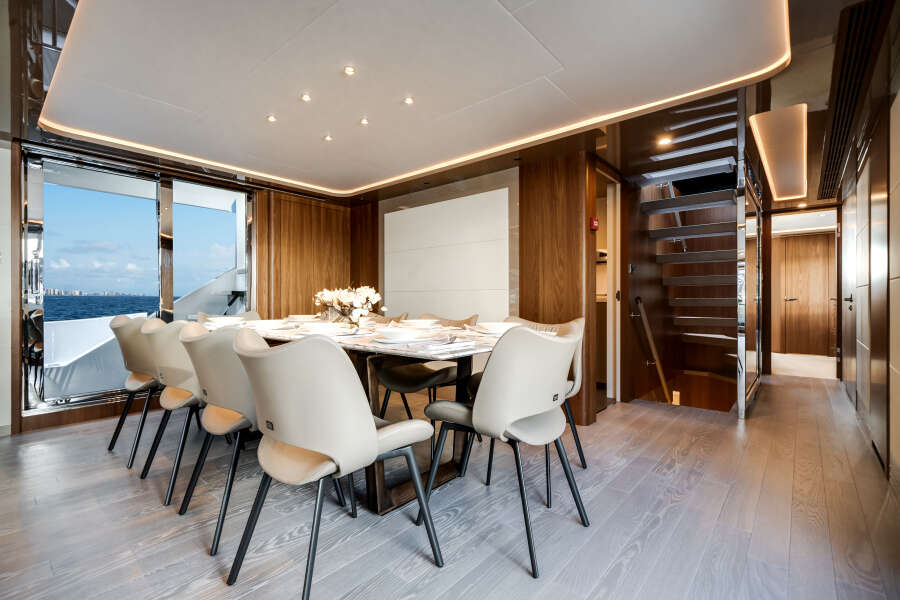 98ft Ocean Alexander Yacht For Sale