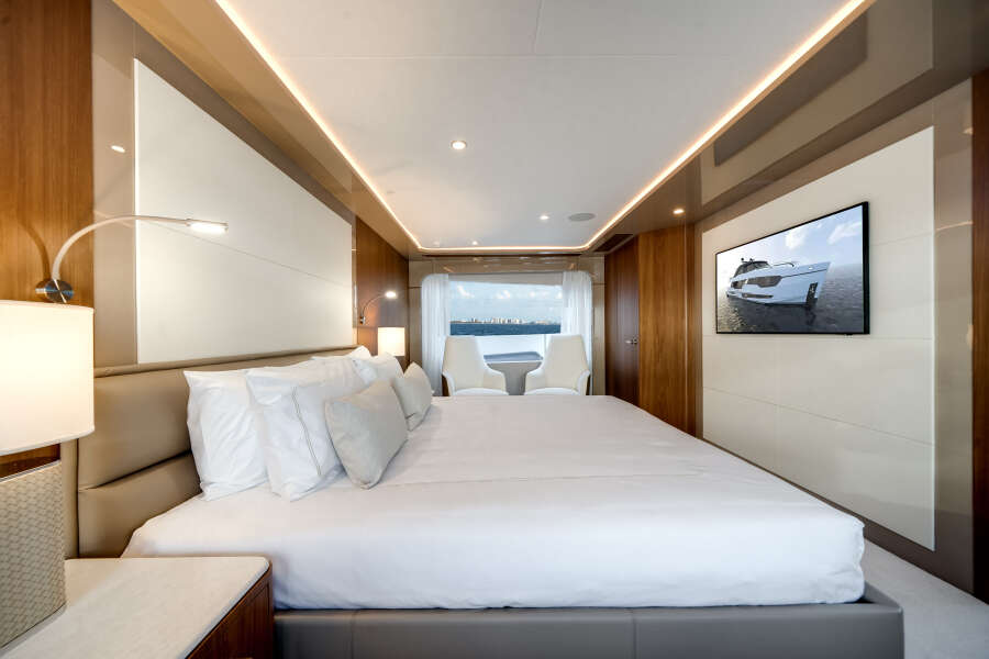 98ft Ocean Alexander Yacht For Sale