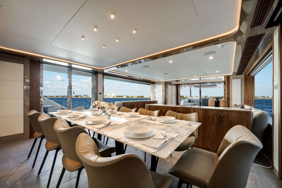 98ft Ocean Alexander Yacht For Sale