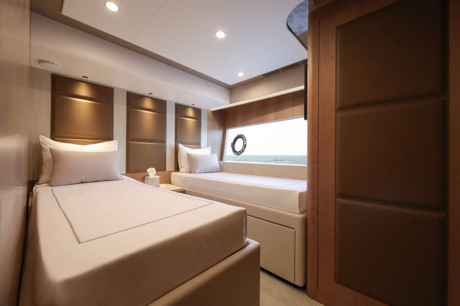 88ft Ocean Alexander Yacht For Sale