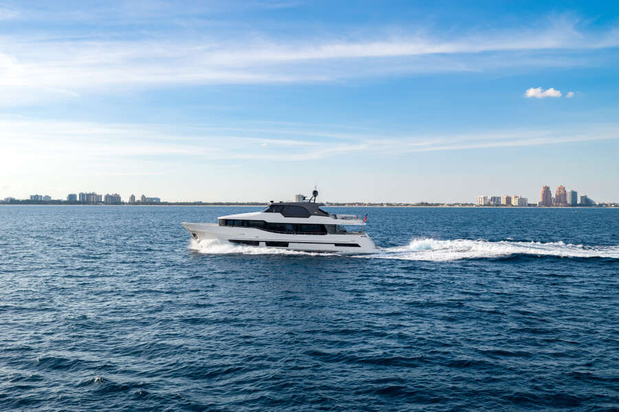 88ft Ocean Alexander Yacht For Sale