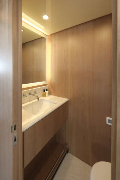 88ft Ocean Alexander Yacht For Sale