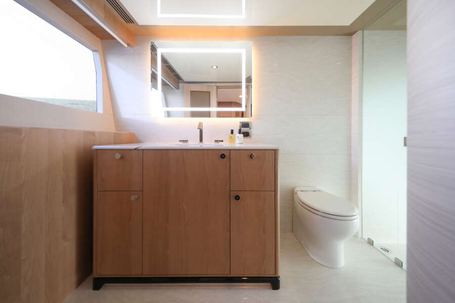 88ft Ocean Alexander Yacht For Sale