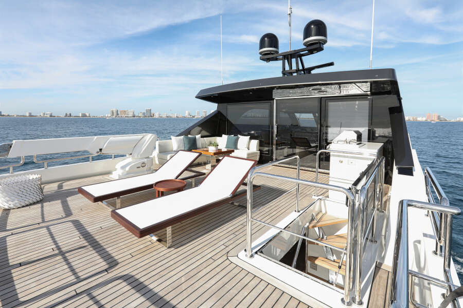 88ft Ocean Alexander Yacht For Sale