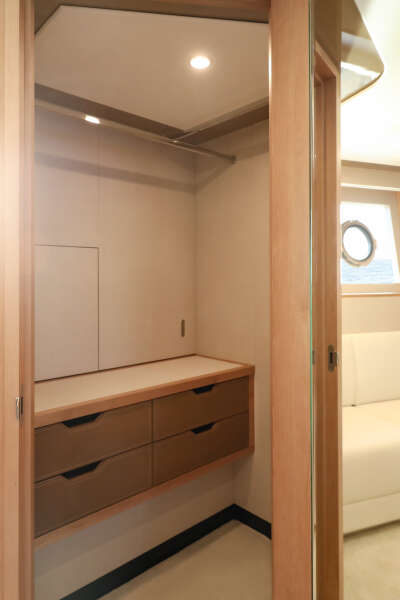 88ft Ocean Alexander Yacht For Sale