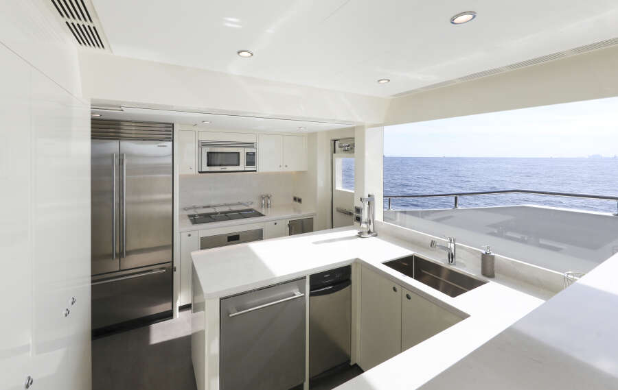 88ft Ocean Alexander Yacht For Sale