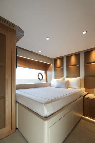 88ft Ocean Alexander Yacht For Sale