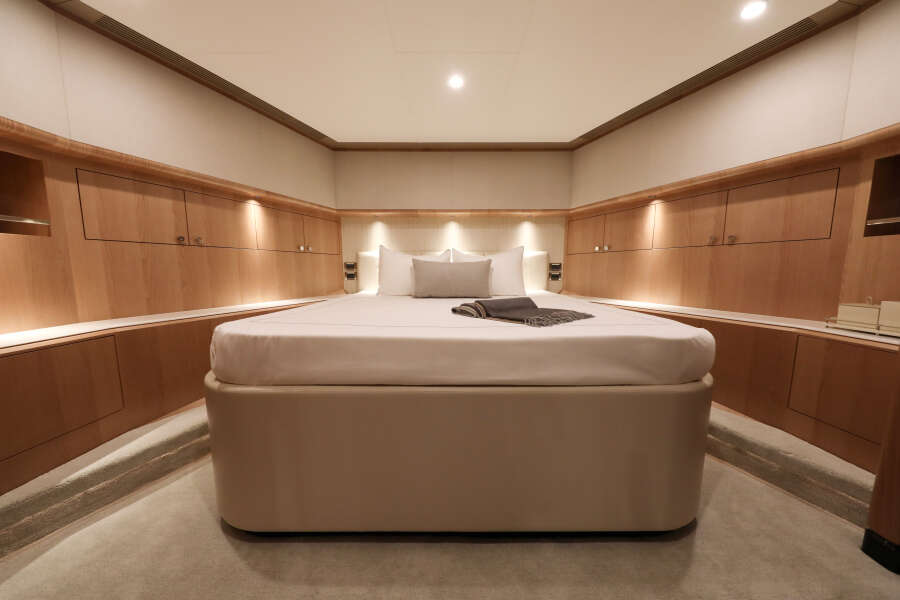 88ft Ocean Alexander Yacht For Sale