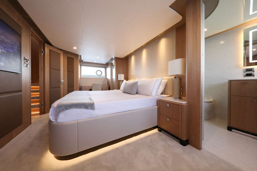 88ft Ocean Alexander Yacht For Sale