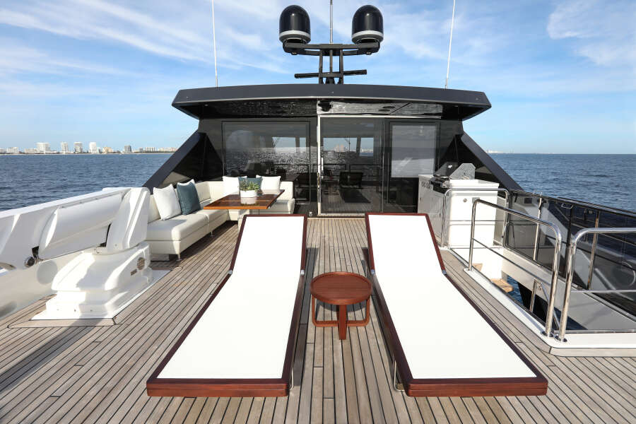 88ft Ocean Alexander Yacht For Sale