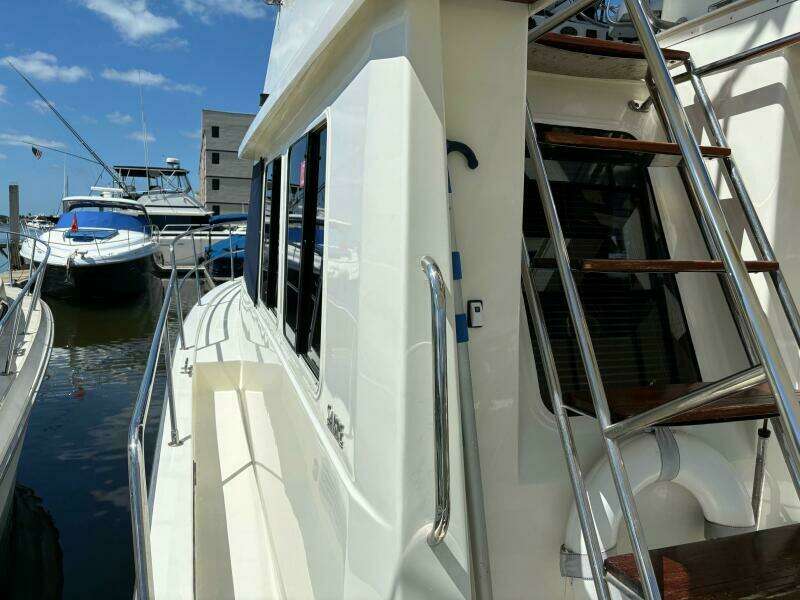 BLUE MOON 36ft Sabreline Yacht For Sale