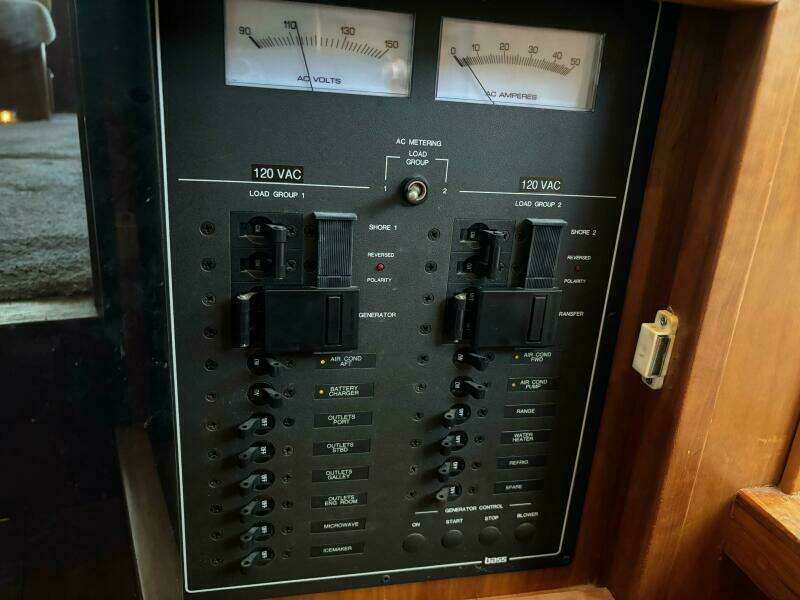 BLUE MOON 36ft Sabreline Yacht For Sale