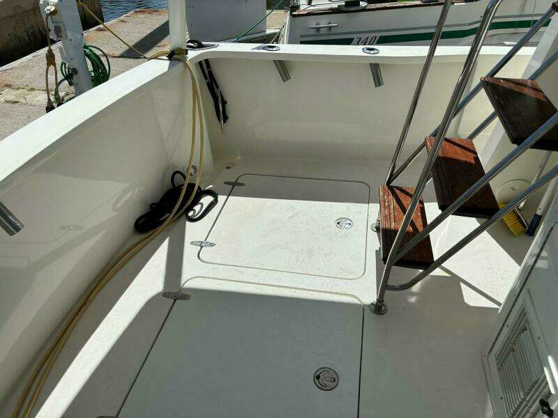 BLUE MOON 36ft Sabreline Yacht For Sale