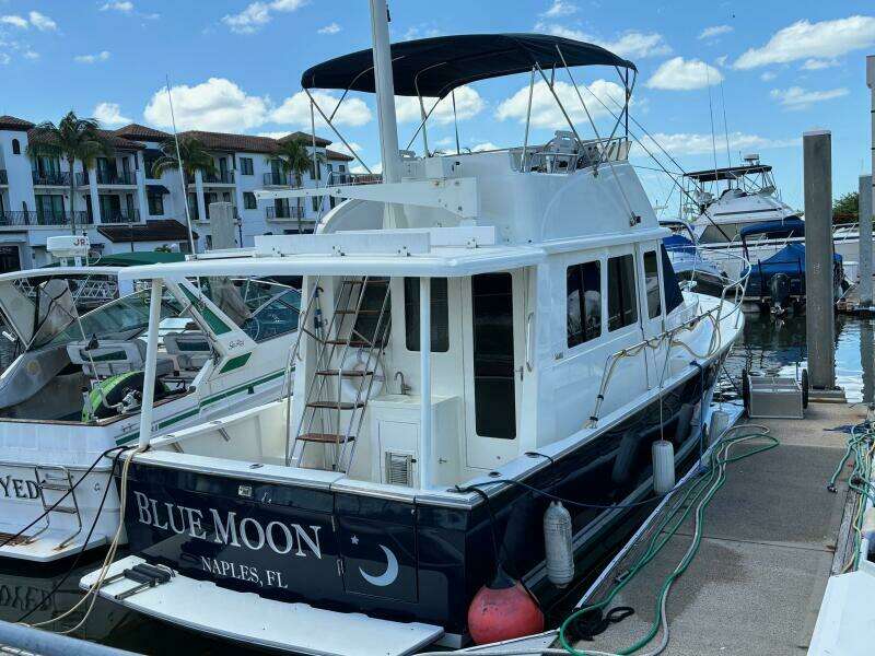 BLUE MOON 36ft Sabreline Yacht For Sale