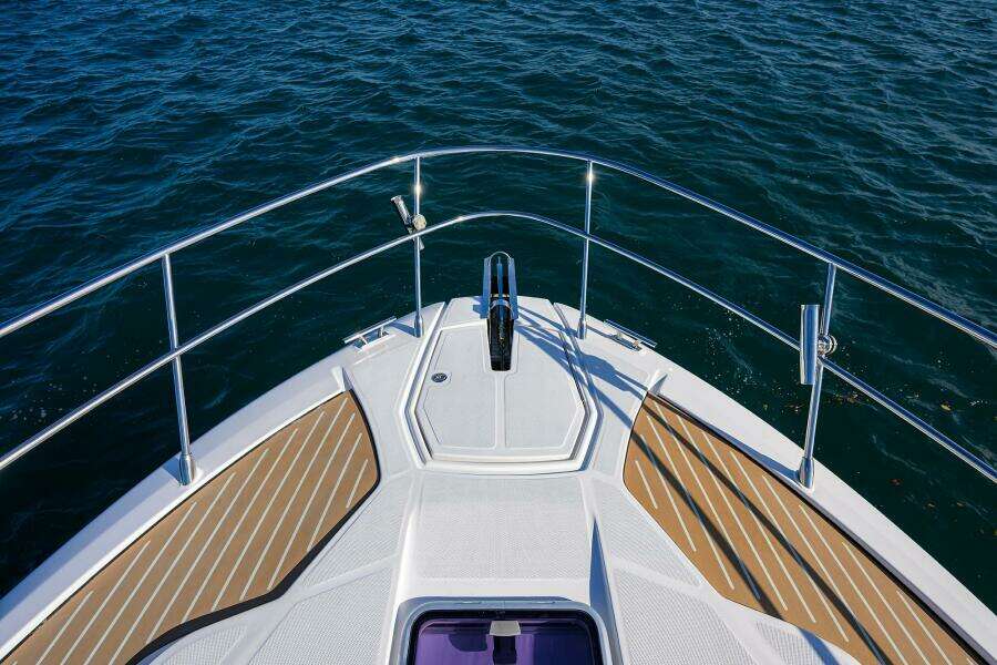 CHLOE 45ft Azimut Yacht For Sale