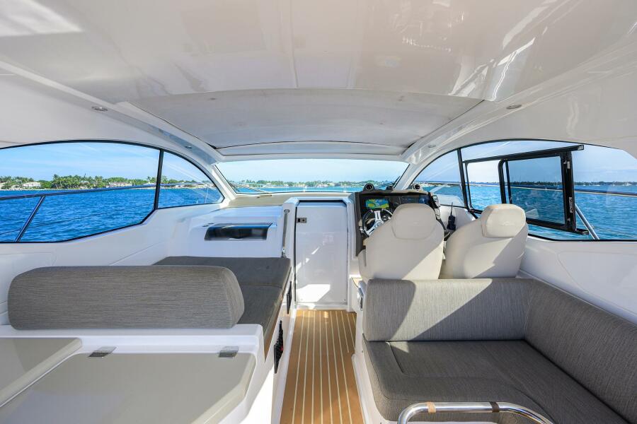 45' 2020 Azimut Atlantis 45