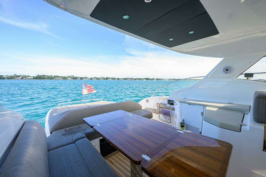 CHLOE 45ft Azimut Yacht For Sale