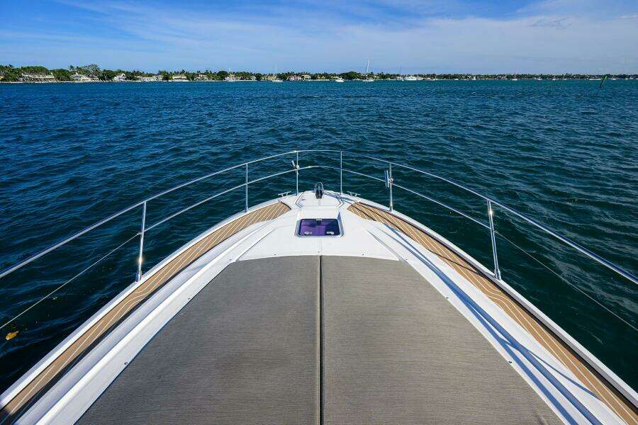 CHLOE 45ft Azimut Yacht For Sale