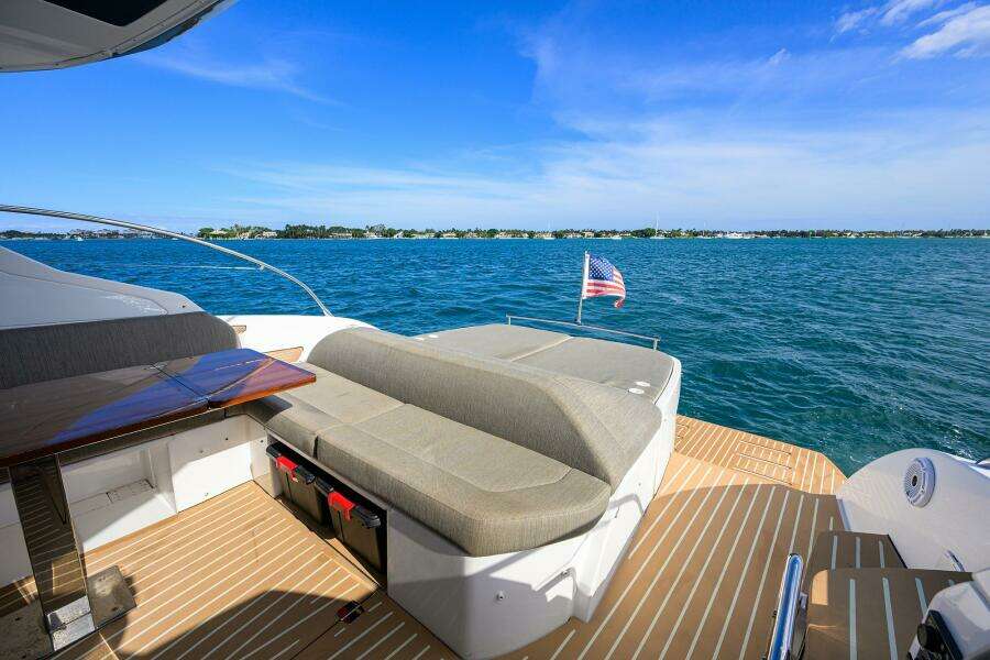 CHLOE 45ft Azimut Yacht For Sale