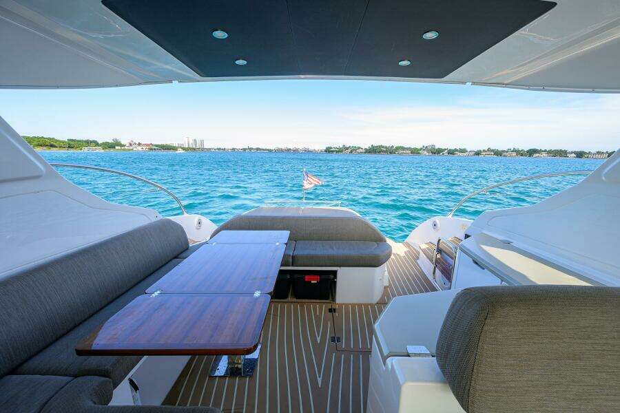 CHLOE 45ft Azimut Yacht For Sale