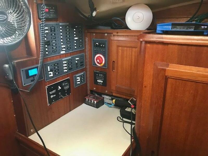 36' 1977 Ericson 36 C